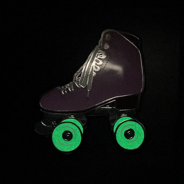 Amethyst roller skate pin with glow in the dark wheels For Discount - Image 3